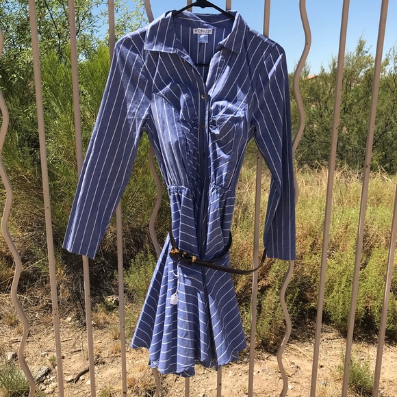 Venus Striped Flared Dress - Picture 2 of 6